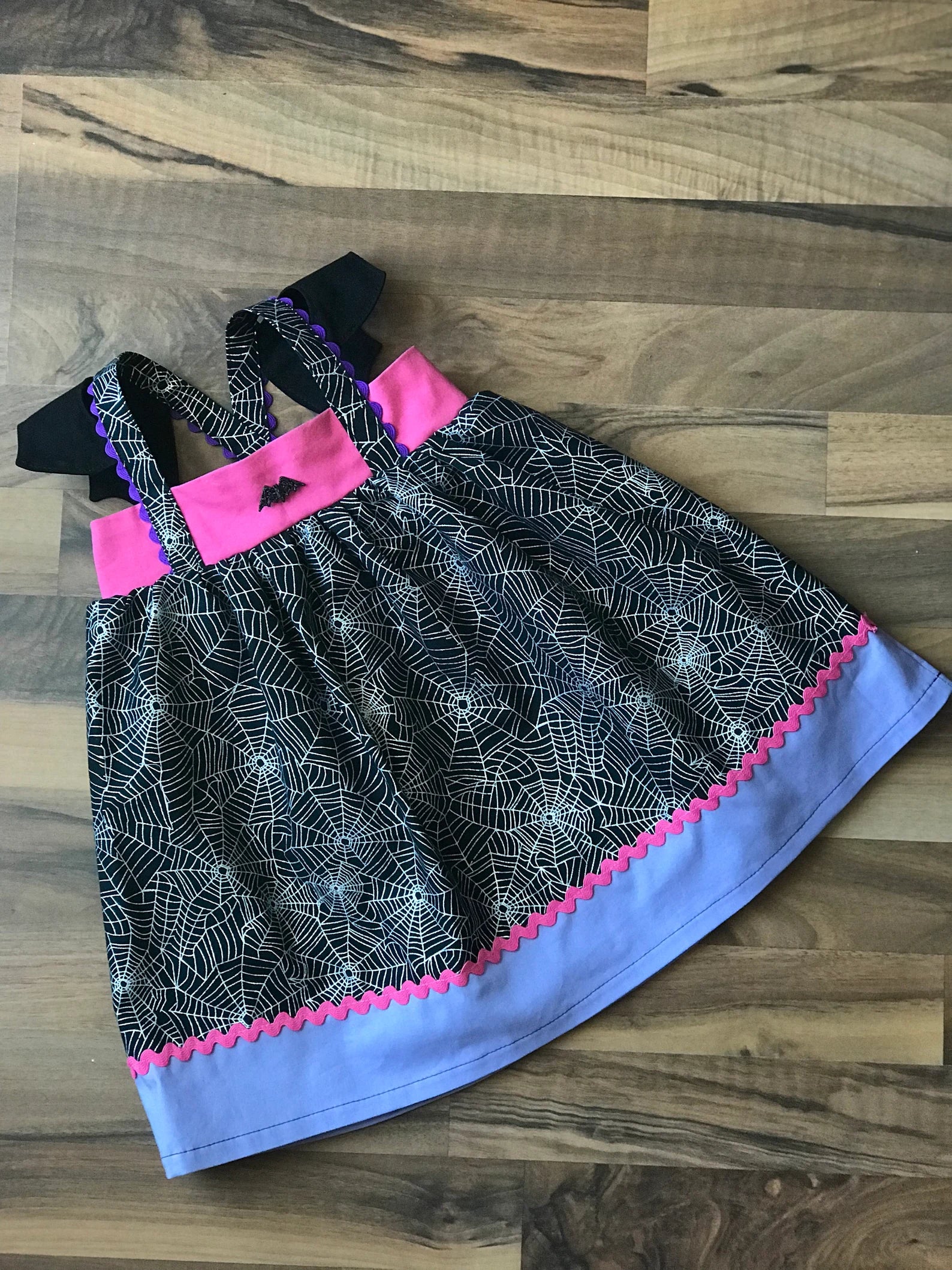 Girl's Vampire Dress image 2